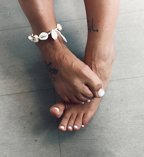 anittalovely photo 1